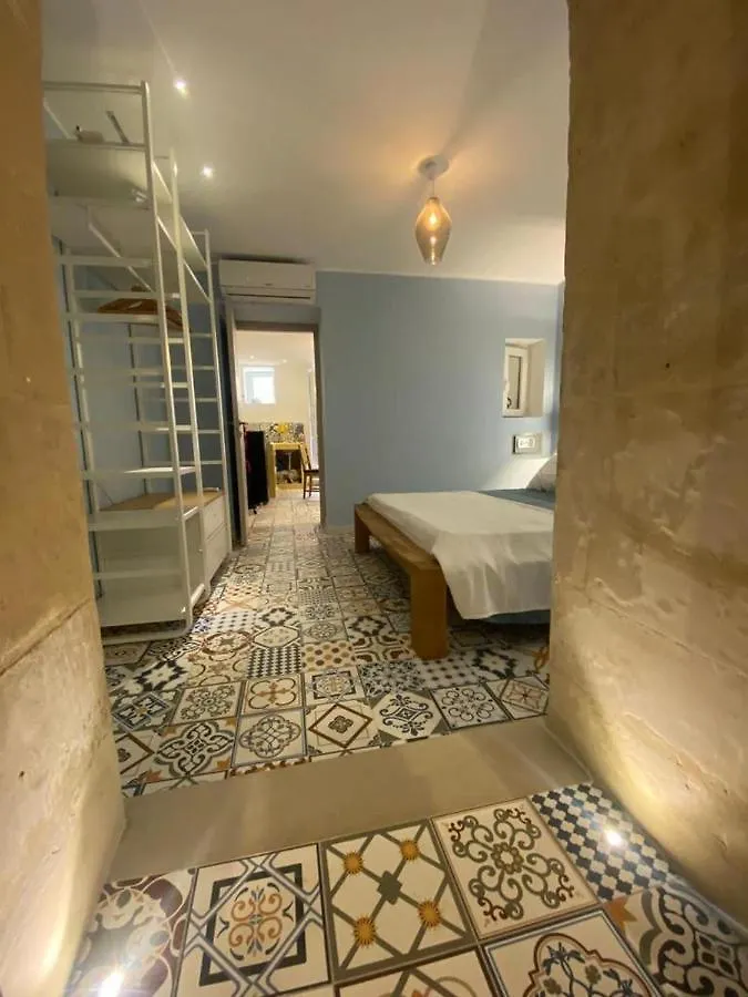 Oliva Charme House
